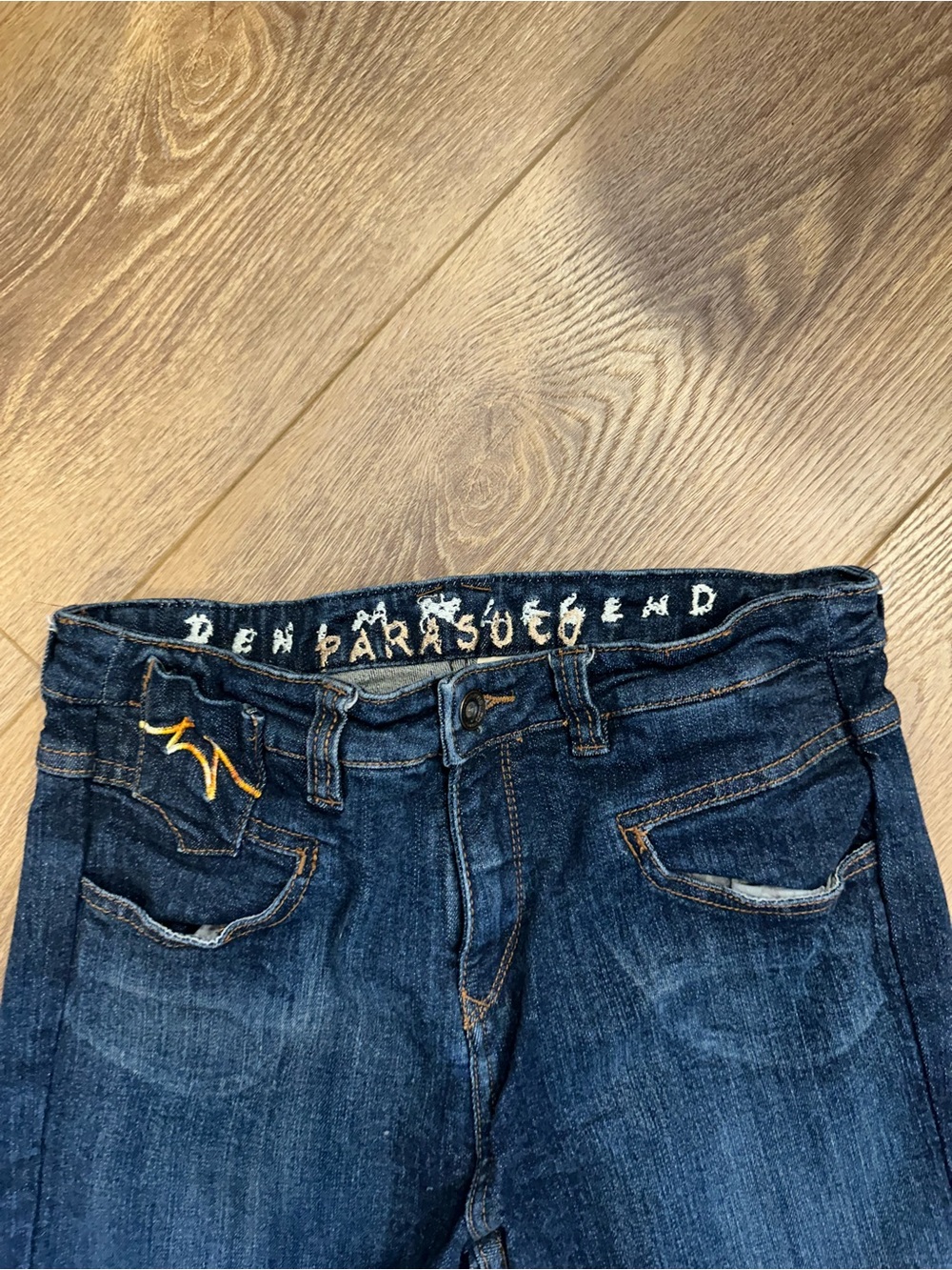 Y2K Parasuco DenimLegend Dark Wash Straight Leg Jeans unique back panel detail - Picture 3 of 10